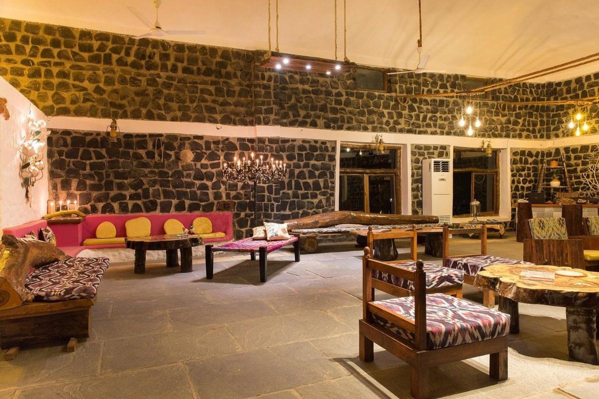 Renest Bandhavgarh Meadows Hotel Tāla Exterior photo